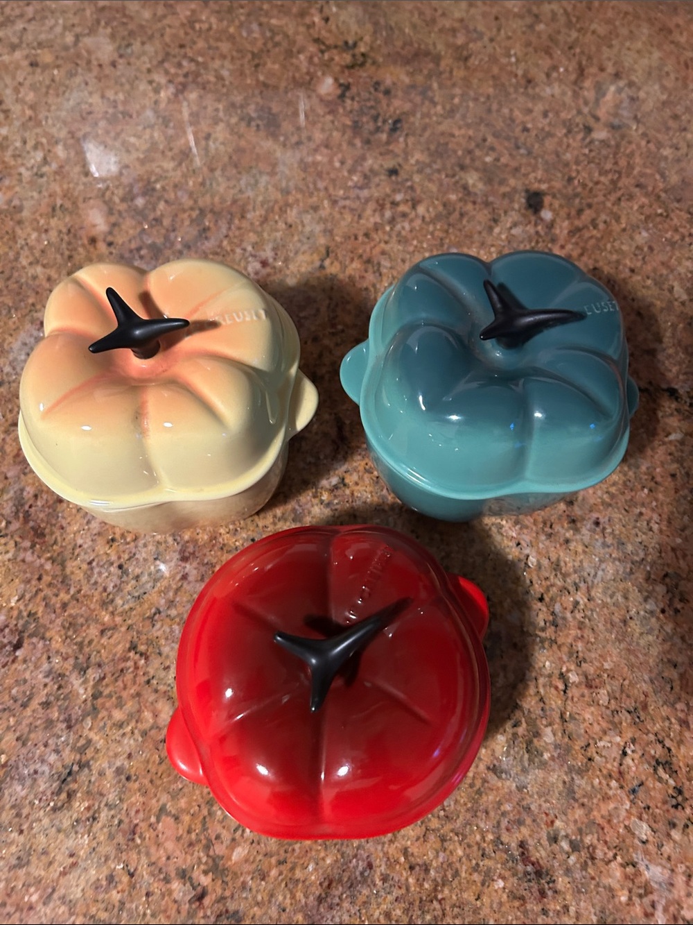 Le Creuset- set of 3